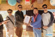 काठमाडौं इङ्फिल्डर्स क्लवद्वारा पत्रकार अशोक श्रेष्ठ सम्मानित